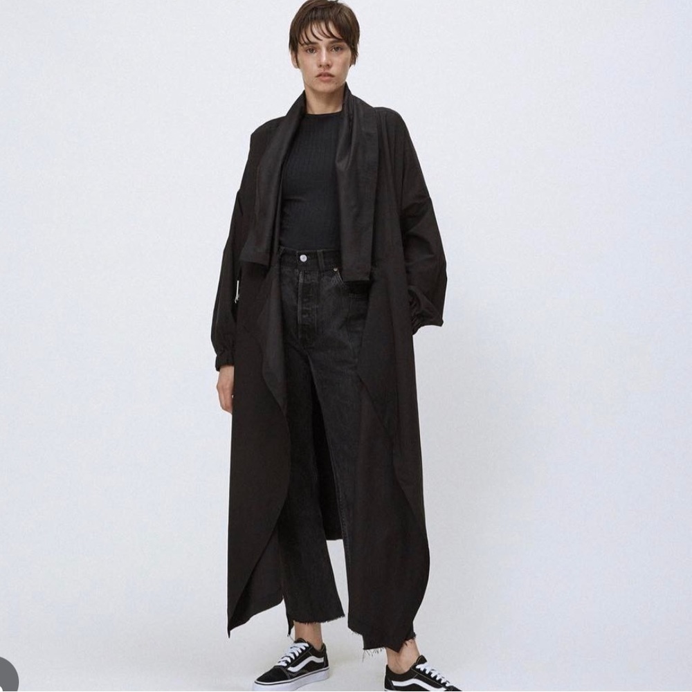 VIDEN ORA BLACK TRENCH COAT